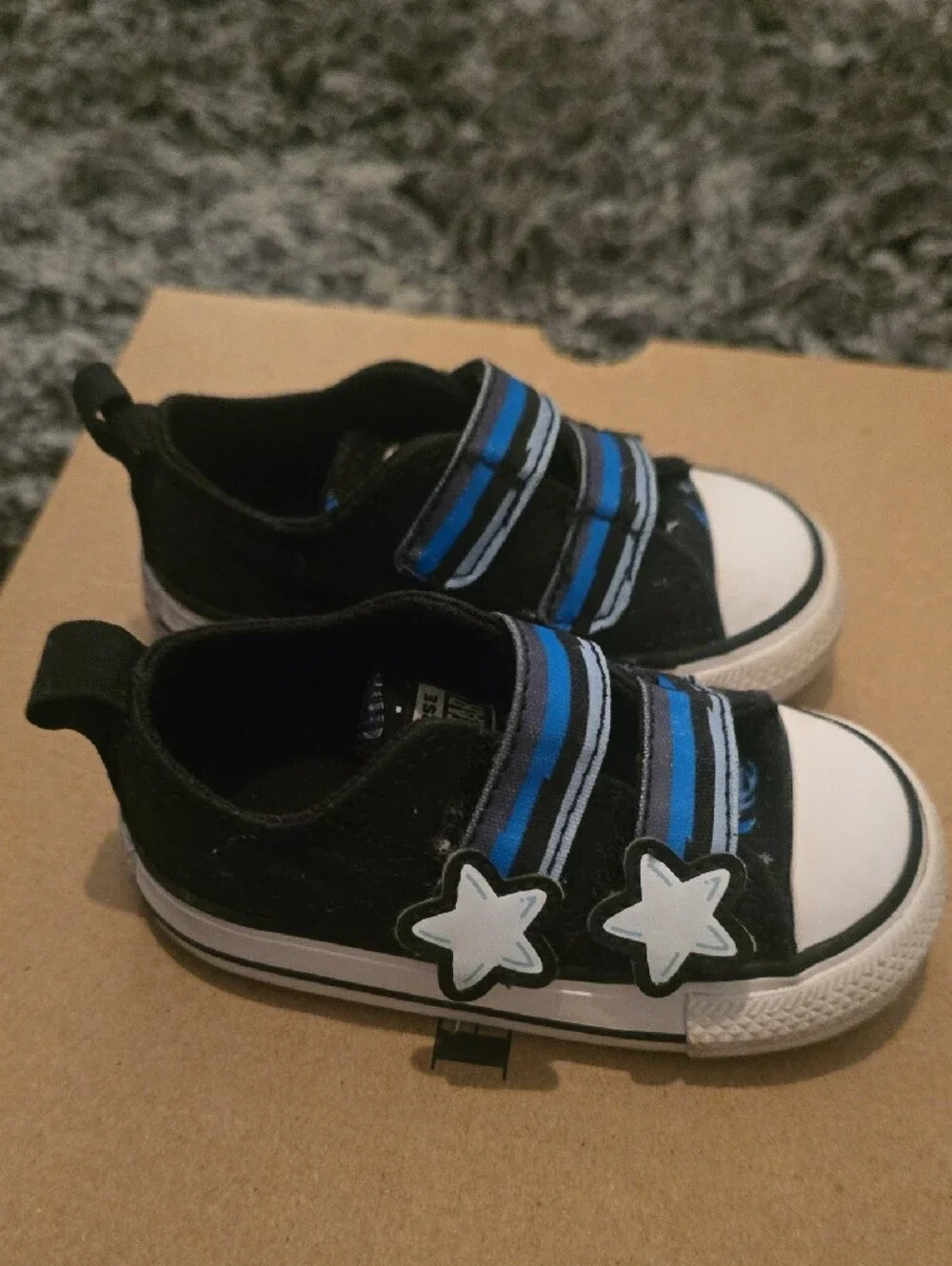 Converse cute kids